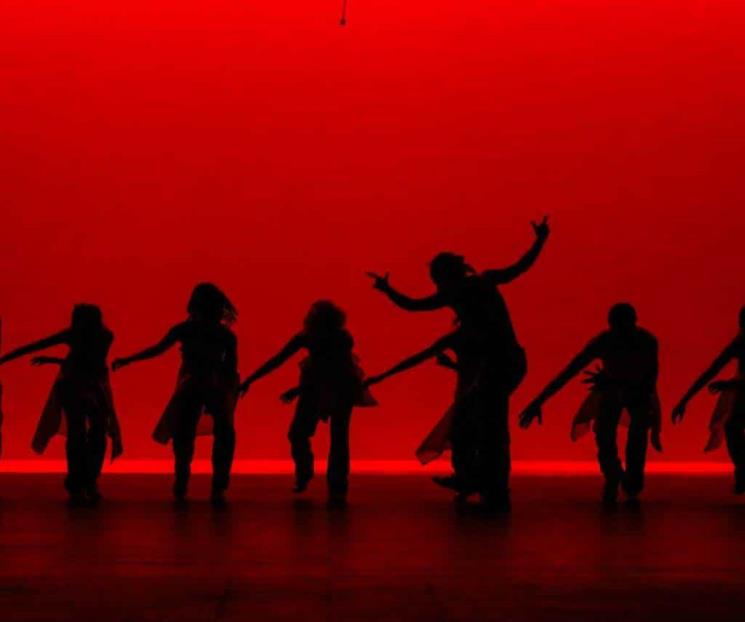 Inunda Teatro con el sabor, color y alegría de la cumbia