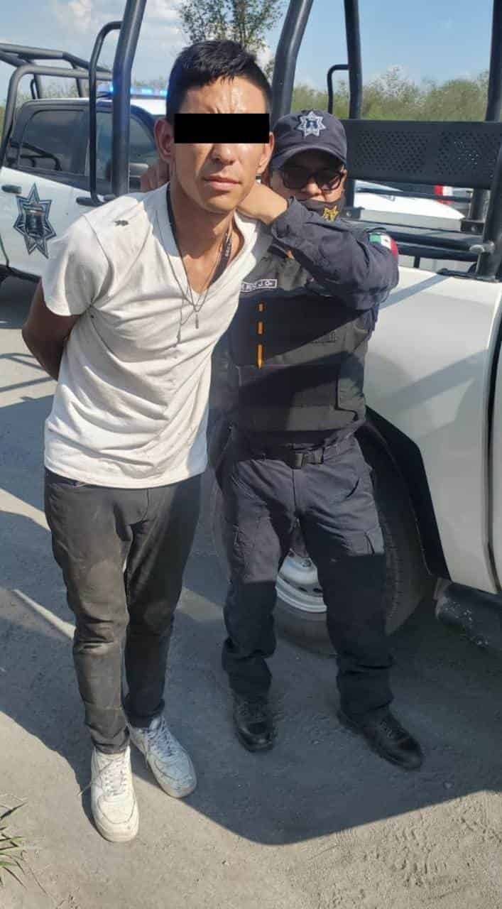 Llevaba un arma de fuego y diversas dosis de droga