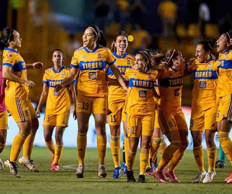 Inician felinas camino al título en Guadalajara
