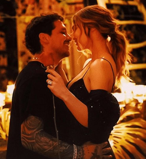Christian Nodal entrega el anillo a Belinda