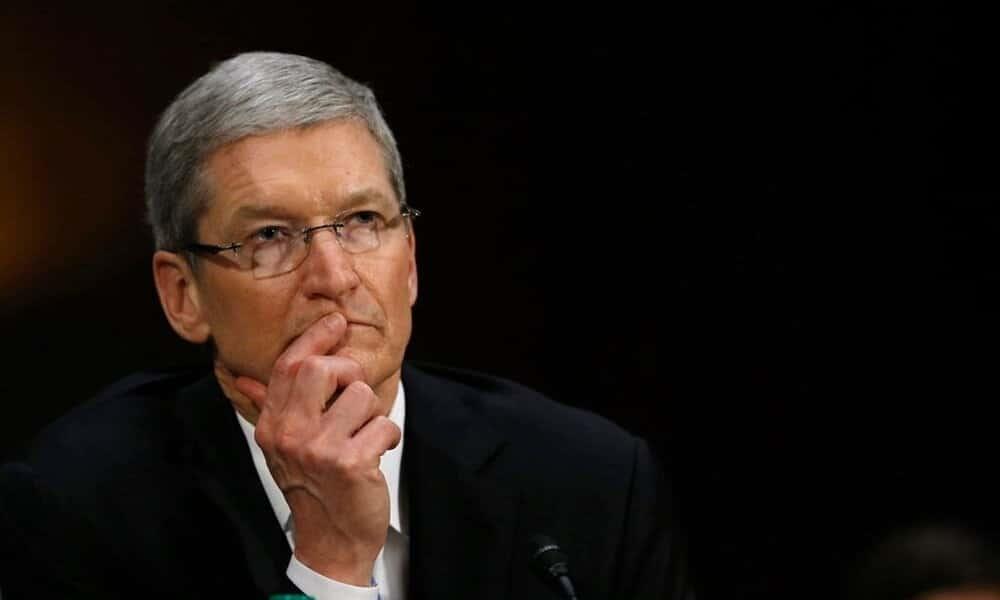 Tim Cook afronta un tenso interrogatorio