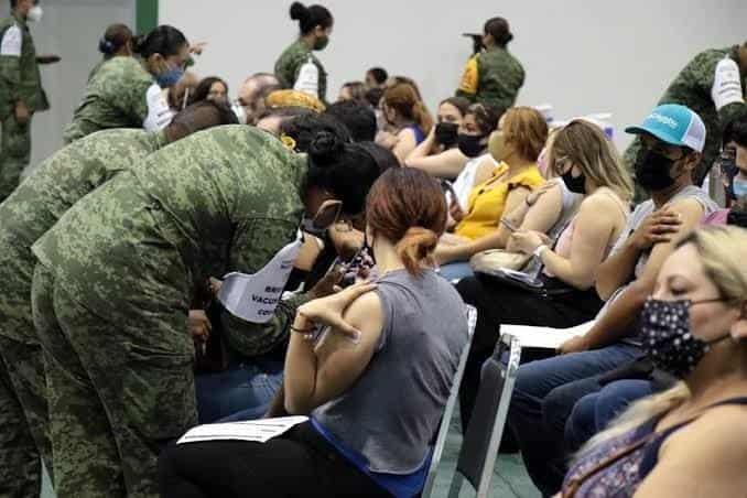 En junio, vacunados contra Covid de 50 años en adelante
