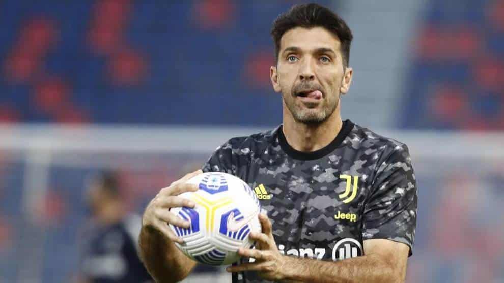 El Benfica, posible destino de Buffon