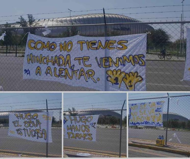 Aparecen mantas en apoyo a Hugo González