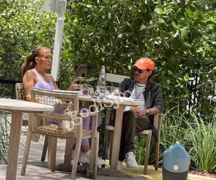 Ahora captan a JLo con su ex esposo Marc Anthony