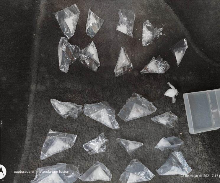 Detienen a tres con 22 dosis de “cristal” Detienen a tres con 22 dosis de “cristal”
