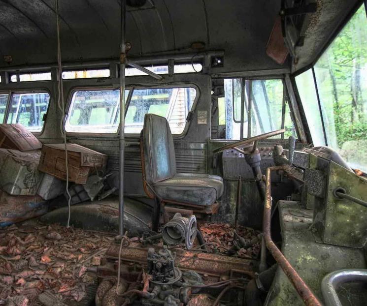 Cuatro muertos por explosión de un autobús en Afganistán Cuatro muertos por explosión de un autobús en Afganistán