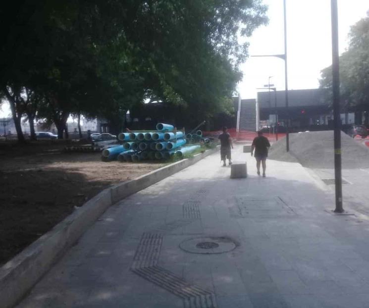 Convierten Macroplaza en almacén