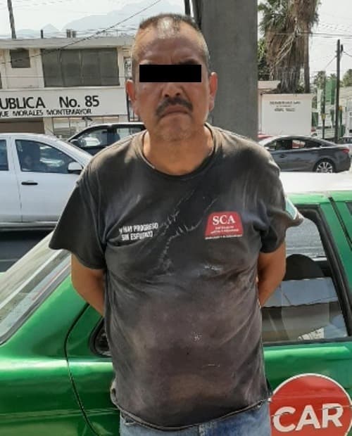 Conducía un taxi con reporte de robo