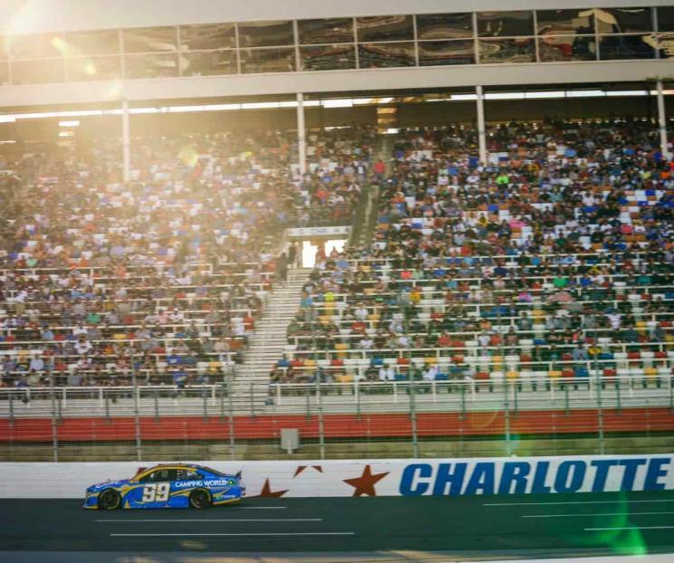 Neumático no permitió a Suárez mejor resultado en Charlotte