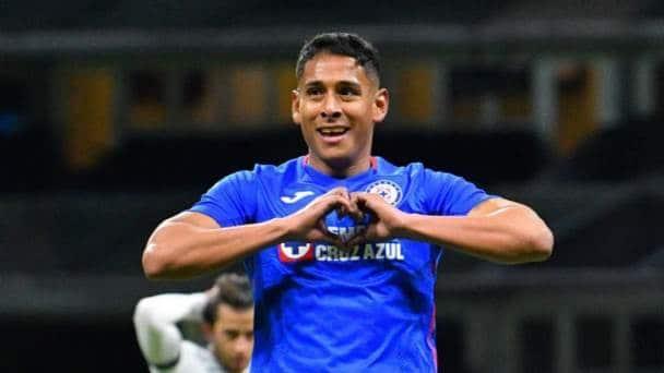 Niegan en Cruz Azul platicas con Tigres por Orbelin Niegan en Cruz Azul platicas con Tigres por Orbelin