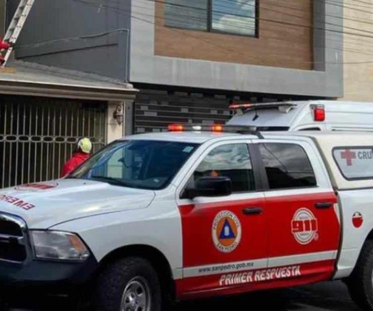 Sufre descarga eléctrica y sobrevive Sufre descarga eléctrica y sobrevive