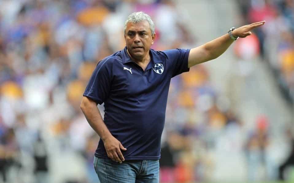 Piden en Rayadas cese de Becerra Piden en Rayadas cese de Becerra