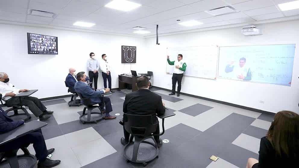 Crecen en UANL las aulas híbridas y espacios digitales Crecen en UANL las aulas híbridas y espacios digitales