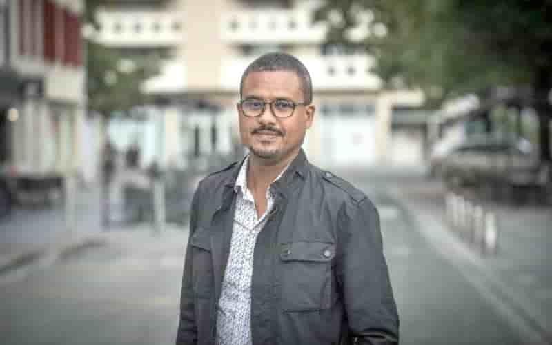 Gana David Diop el Premio Booker Gana David Diop el Premio Booker