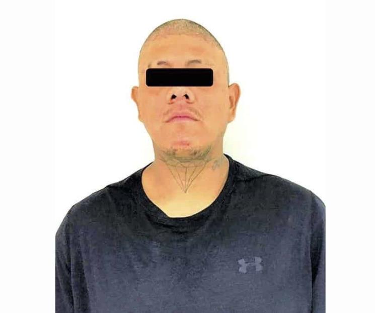 Lo arrestan por golpear a su mamá Lo arrestan por golpear a su mamá