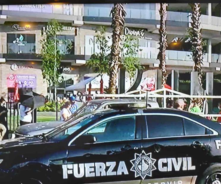 Roban a votantes carteras y credenciales del INE Roban a votantes carteras y credenciales del INE