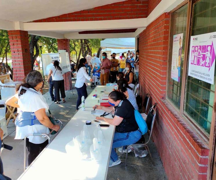 Se instalaron 7,003 casillas en Nuevo León Se instalaron 7,003 casillas en Nuevo León