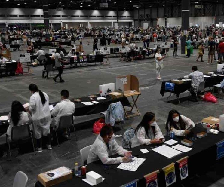 Celebran segunda vuelta de presidenciales en Perú Celebran segunda vuelta de presidenciales en Perú