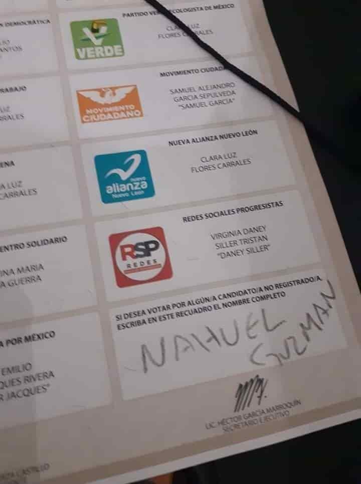 Circulan en redes fotos con votos para Gignac y Nahuel Circulan en redes fotos con votos para Gignac y Nahuel