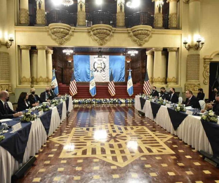 Harris se reúne con el presidente Giammattei Harris se reúne con el presidente Giammattei