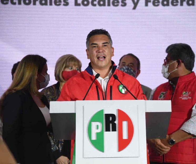 Líderes del PAN, PRI y PRD posponen conferencia de prensa Líderes del PAN, PRI y PRD posponen conferencia de prensa