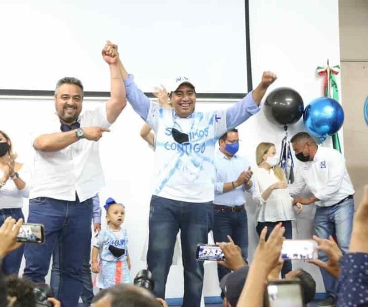 Festejan panistas triunfo en Santa Catarina Festejan panistas triunfo en Santa Catarina