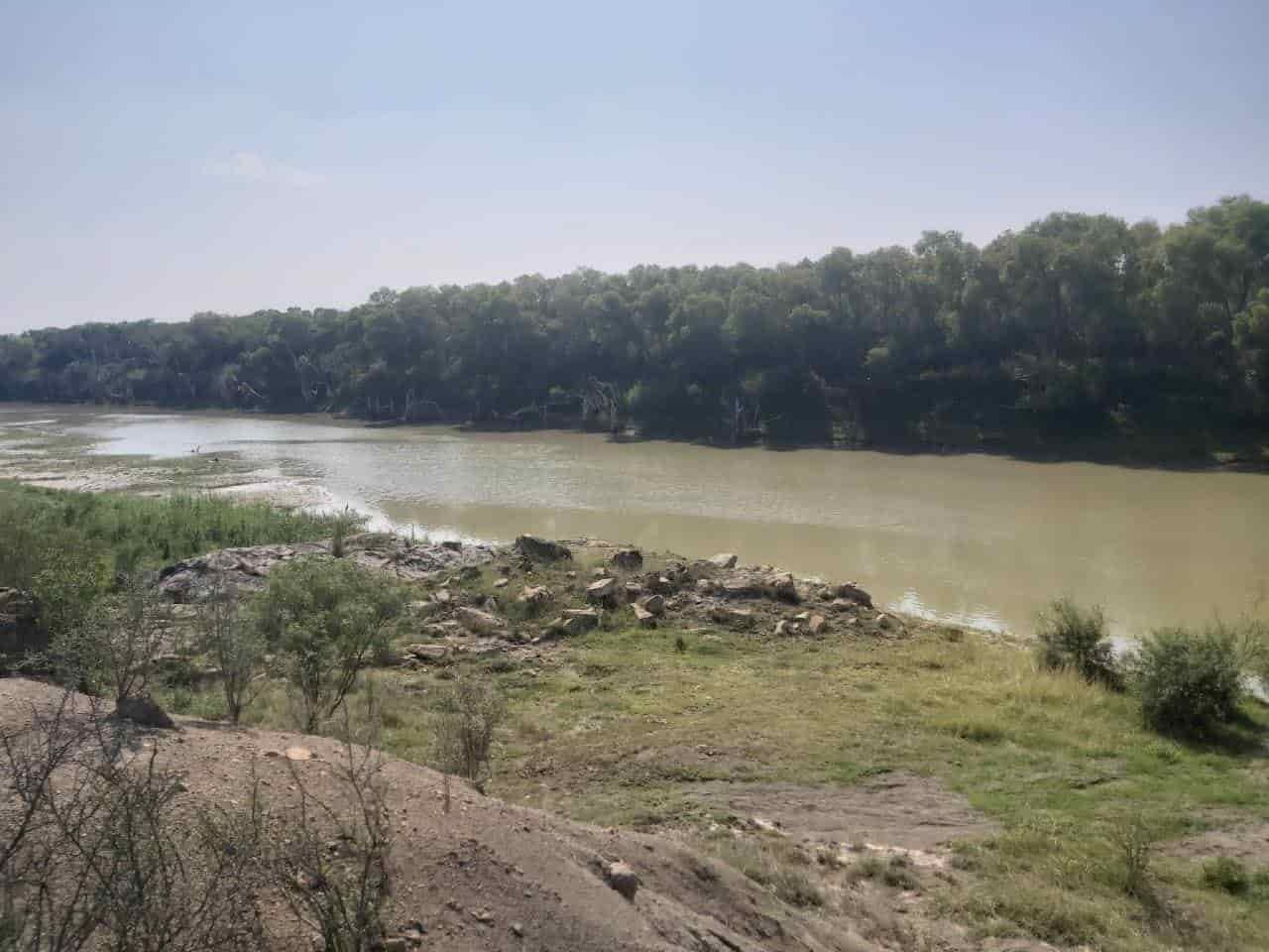 Dos hombres se ahogaron en el río, ante la mirada de sus familiares