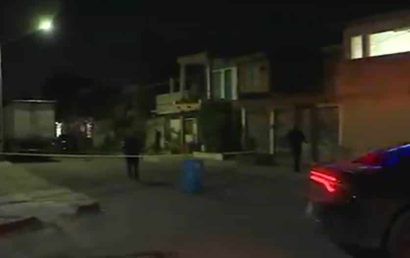 Con al menos dos impactos de bala resultó una persona luego de ser agredido frente a su domicilio