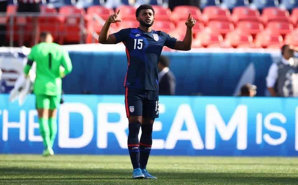 Jugador de EU acusa de racismo a aficionados mexicanos Jugador de EU acusa de racismo a aficionados mexicanos