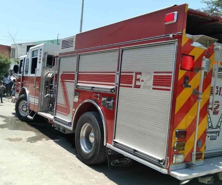 Se incendia casa en Linares Se incendia casa en Linares