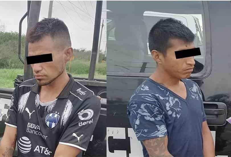 Detienen a 2 hombres con droga en Apodaca Detienen a 2 hombres con droga en Apodaca