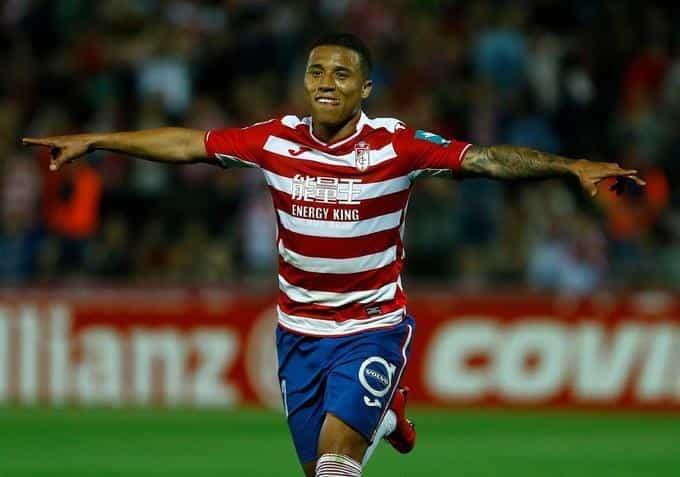 Las opciones de Rayados para reforzar la posición de extremo Las opciones de Rayados para reforzar la posición de extremo