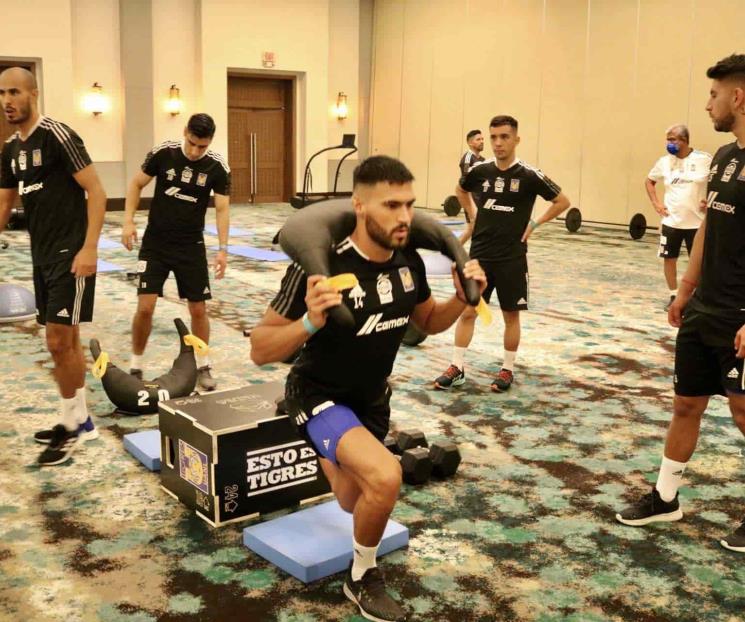 Inician felinos segundo día de pretemporada Inician felinos segundo día de pretemporada