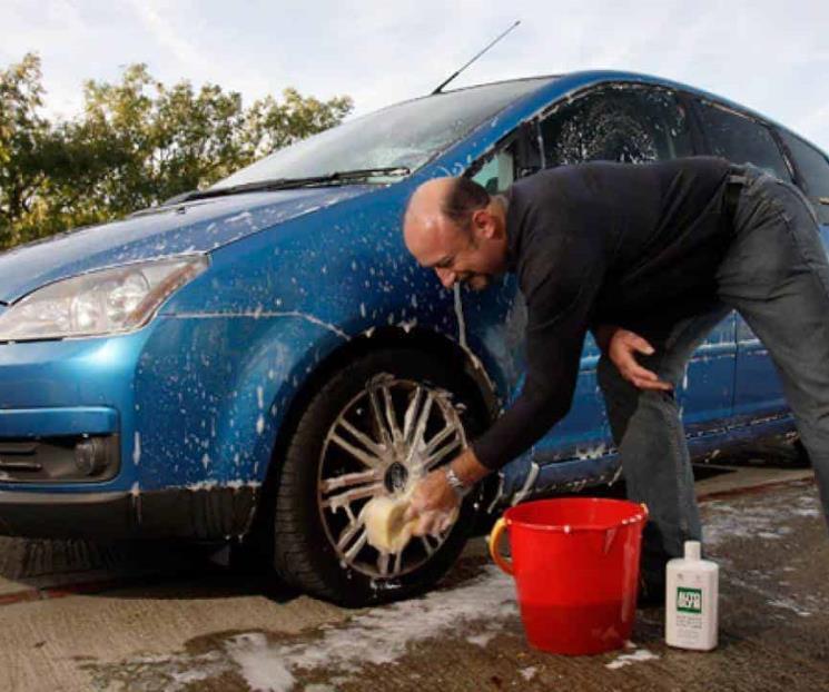 Lanzan S.O.S. para el uso responsable del agua Lanzan S.O.S. para el uso responsable del agua