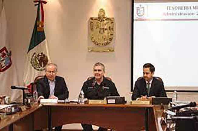 De nuevo al frente de alcaldía De nuevo al frente de alcaldía