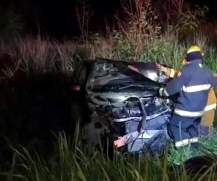 Conductora queda grave en choque en Cadereyta Conductora queda grave en choque en Cadereyta