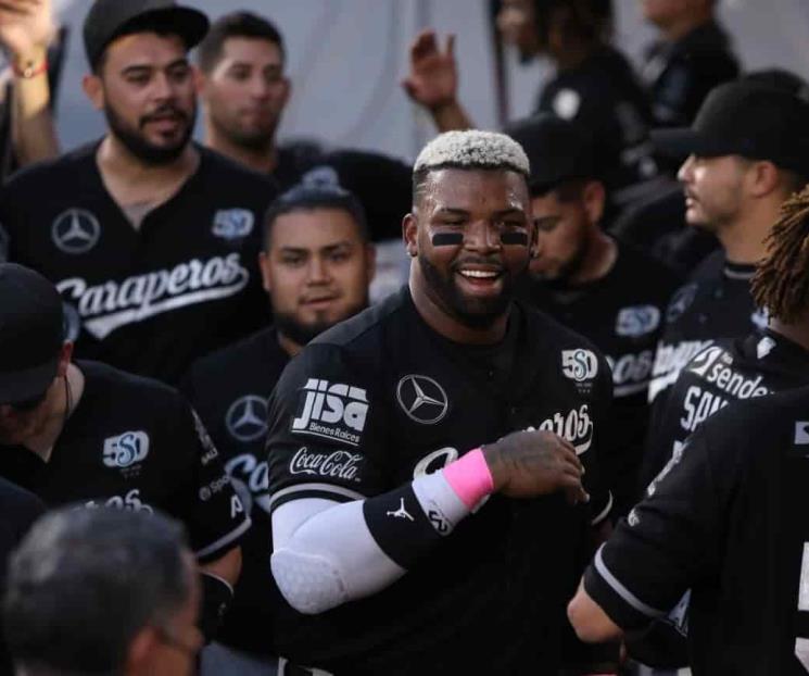 Pierde Sultanes ante Saraperos Pierde Sultanes ante Saraperos