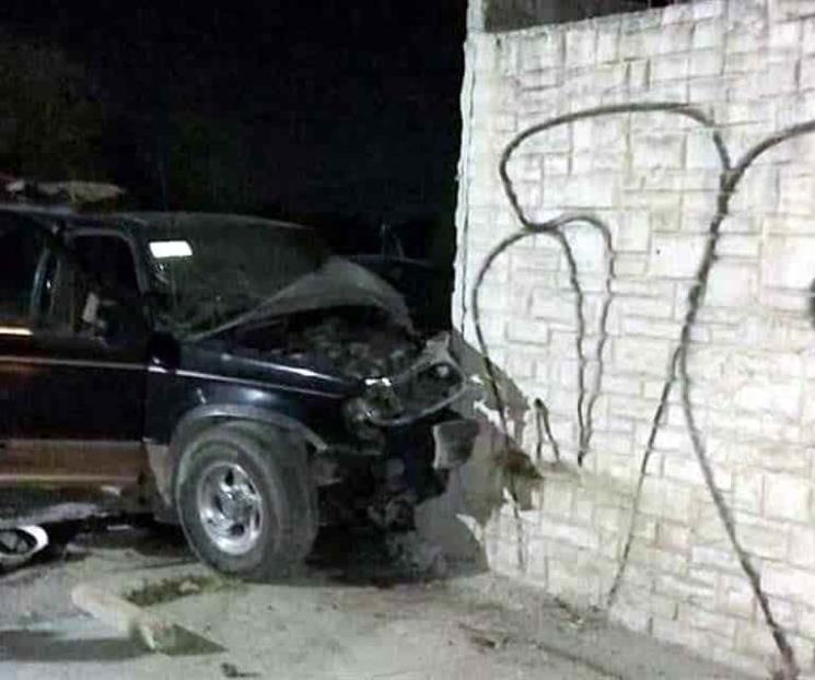 Muere conductor en estrellamiento Muere conductor en estrellamiento