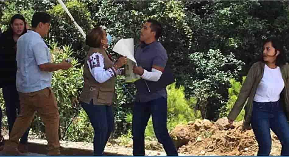 Interrumpen mensaje de AMLO; denuncian falta de pagos Interrumpen mensaje de AMLO; denuncian falta de pagos