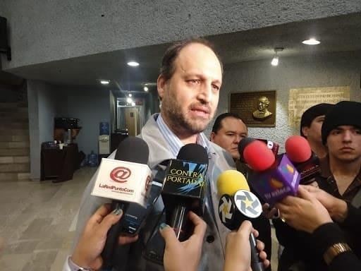 Pide Horacio Tijerina a próximos diputados apoyar a Samuel Pide Horacio Tijerina a próximos diputados apoyar a Samuel