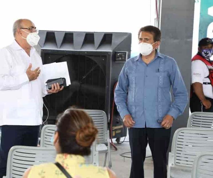 Honran trabajadores de la educación la profesión docente Honran trabajadores de la educación la profesión docente