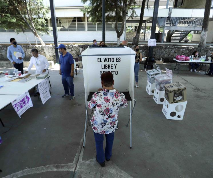 AMLO felicita al INE por organización de elecciones AMLO felicita al INE por organización de elecciones