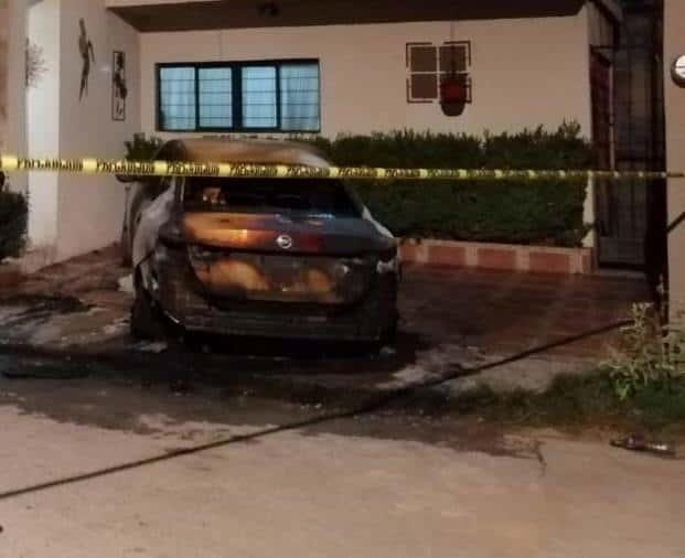 Queman auto de locutora en Montemorelos Queman auto de locutora en Montemorelos