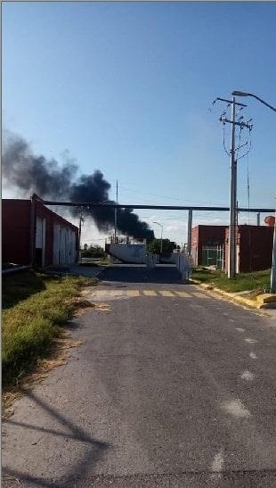 Se incendia lote baldío cerca de Fuerza Civil Se incendia lote baldío cerca de Fuerza Civil