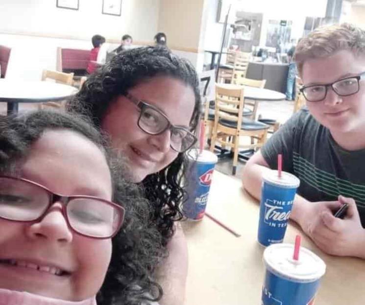 Desparece ahora familia en vía a Laredo