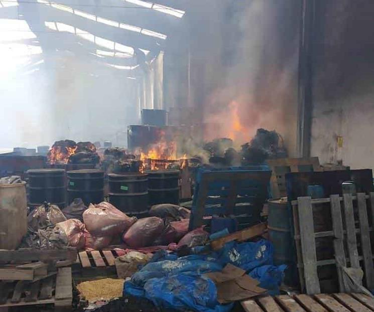 Acaba incendio con empresa Acaba incendio con empresa