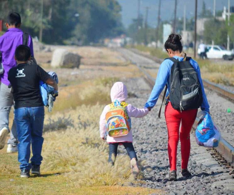 Viven niños una migración forzada Viven niños una migración forzada