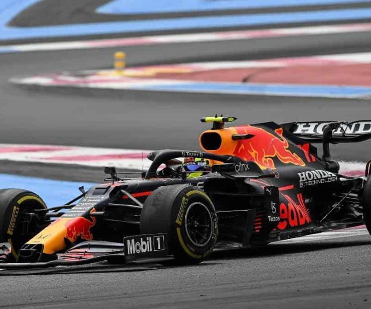 Podio para Checo Pérez tras ser tercero en Francia Podio para Checo Pérez tras ser tercero en Francia