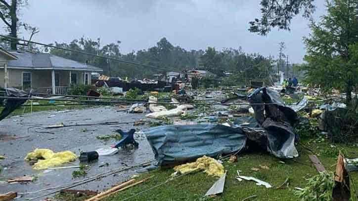 Van 12 muertes en EU por tormenta Van 12 muertes en EU por tormenta